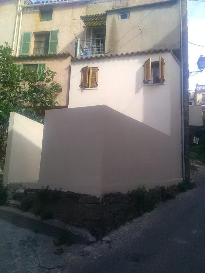 Charmant Petit Studio Proche Depart Gr20 Calenzana Luaran gambar
